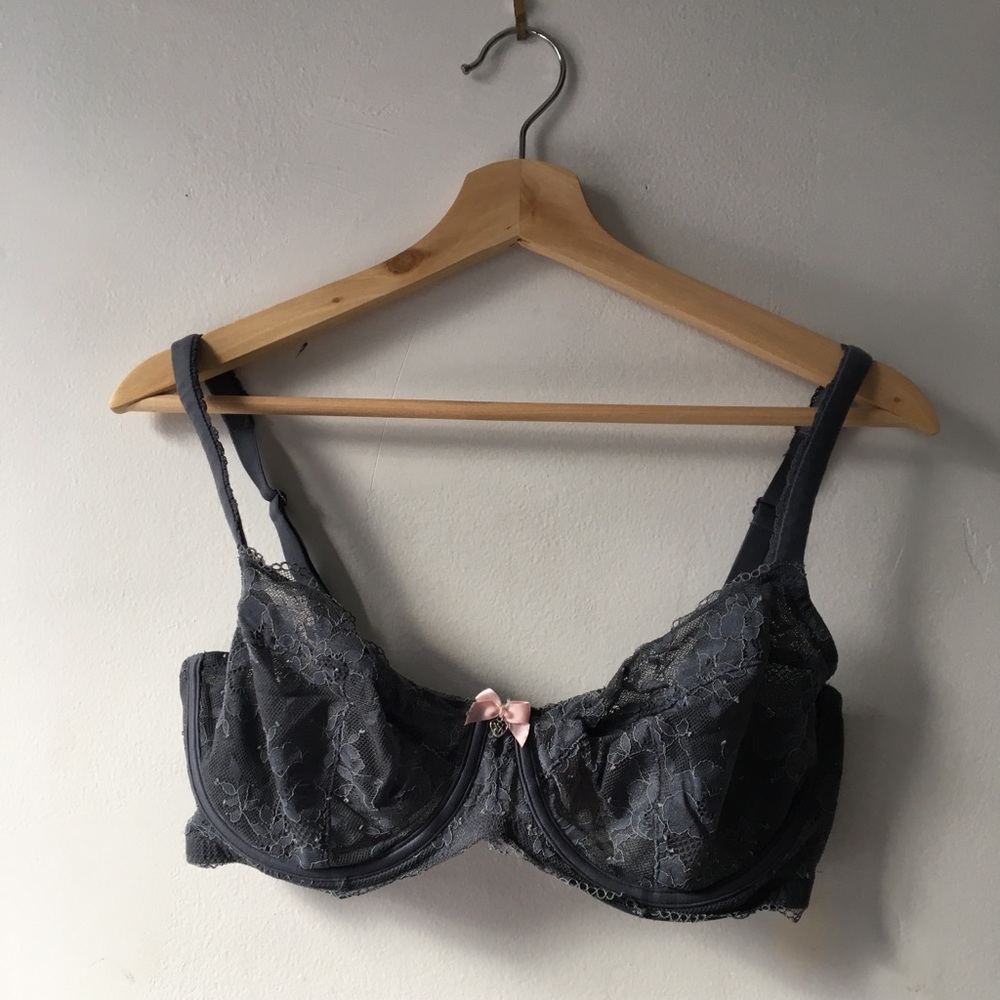Victoria Secret Lace Bra, 34DDD